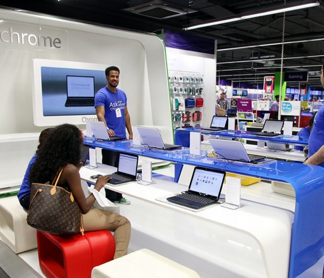 O Google estaria planejando abrir lojas de varejo para competir com Amazon, Apple, Microsoft?